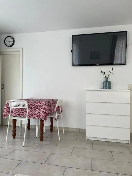 Apartment Studio-Apartment Mit Balkon Dresden Germany