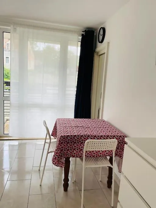 Studio-Apartment Mit Balkon 드레스덴 독일