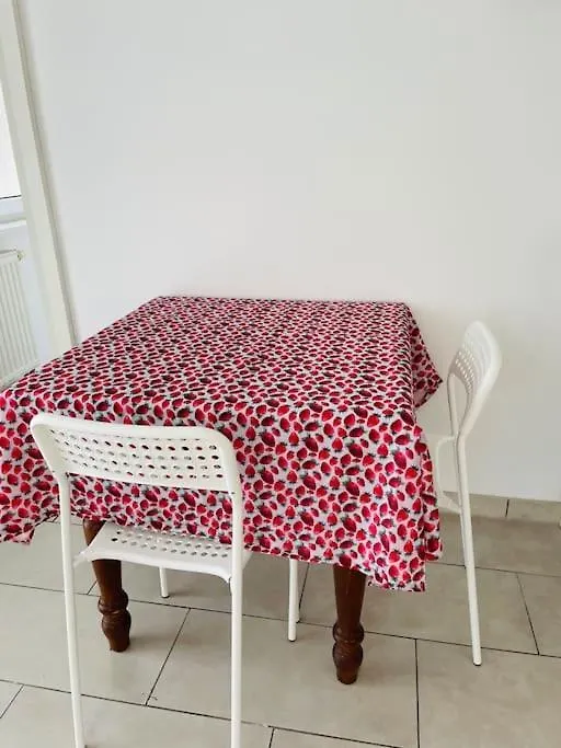 아파트 Studio-Apartment Mit Balkon 드레스덴