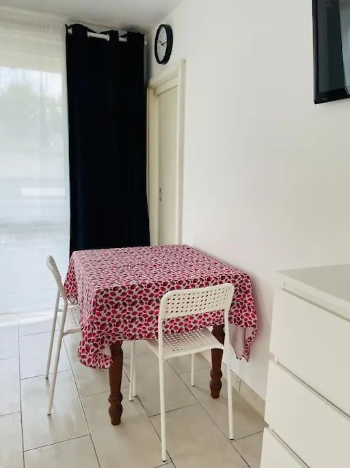 Studio-Apartment Mit Balkon Dresde Appartement